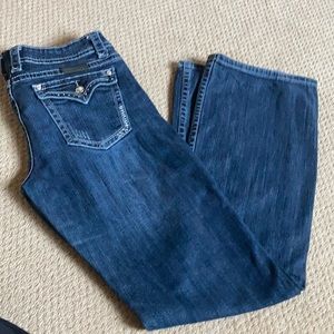 Cowgirl Tuff queen of Everything jeans size 30x35